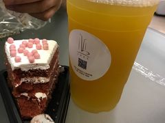 -南京眼步行桥
