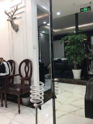 -专业烫发染发接发