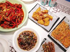 -靓虾二哥长沙地标小龙虾(五一广场店)