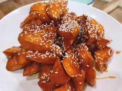 -三江鱼东北特色铁锅炖(骆驼店)