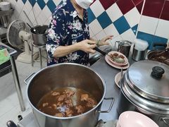 -Kha Mu Charoensang(Silom)