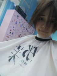 -变画·发型STUDIO