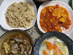 -红蕾家政·保姆·育儿嫂·钟点工