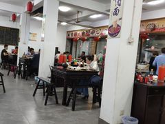 大堂-张一品食府