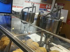 面包甜点陈列柜-西树泡芙(正佳店)