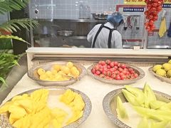 -金滏山·烤肉海鲜火锅自助(襄阳万达店)