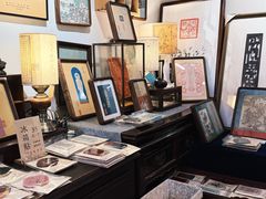 -邊城書店