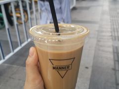 燕麦拿铁-Manner Coffee(IFS一楼店)