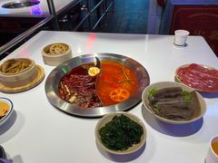 -卤校长重庆火锅(国兴店)