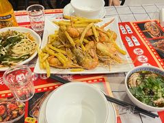 -李双猪·小龙虾·烧烤·羊肉煲(乐山店)