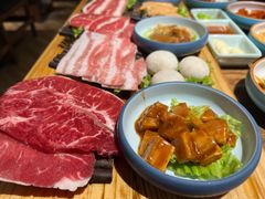 -明洞阿姨·韩式酱蟹烤肉·创意料理(三元桥店)