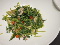 -艳阳天民俗村(公园路店)