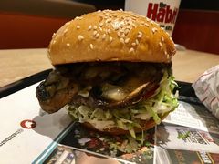 -The Habit Burger Grill 哈比特汉堡(爱琴海店)