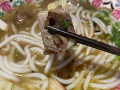 十年经典牛肉粉-鑫花溪牛肉米粉(人民广场店)