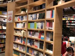 -覔书店(壹方城店)
