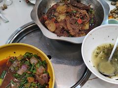 -休记光头香辣蟹干锅(绵竹店)