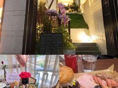 -Mark&Mars Restaurant