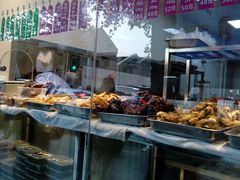 自助取餐区-老人和饭店(淮海中路店)