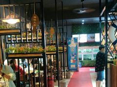 大堂-秋语木桶鱼.酸菜鱼(开发区火车站店)