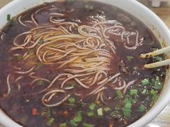 -龙树园麻辣米线