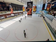 -冰纷万象滑冰场(深圳万象城店)