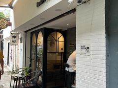 -Double cafe
