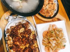 -老东镇啤酒屋海鲜加工·蒸汽海鲜·海鲜烧烤(台东店)