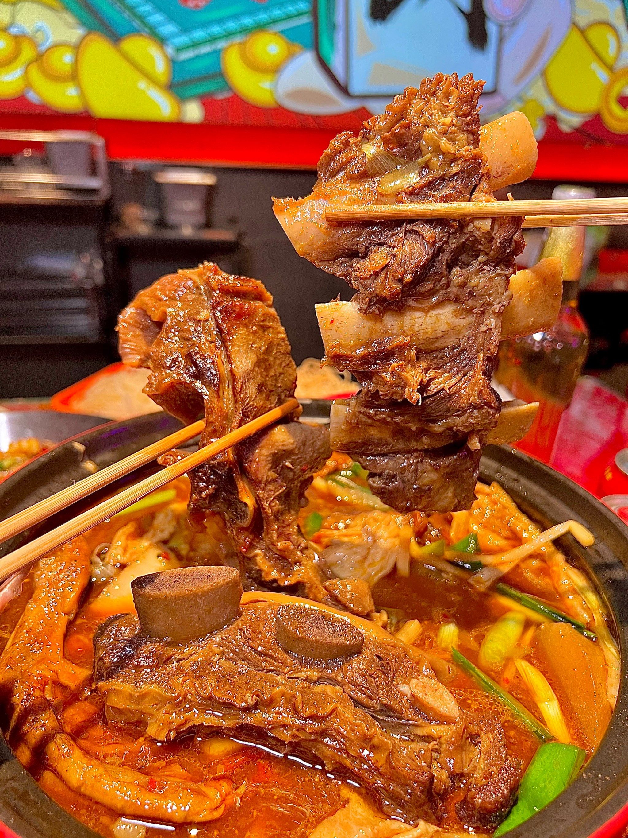 在南宁,这旮旯里的螺蛳牛排骨煲就是香!