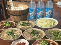 -谢老五跷脚牛肉·非遗传承店