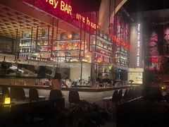 -FOUR PLAY BAR