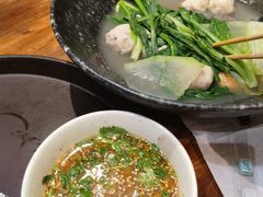 -万记麻辣烫国展总店