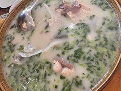 -美顺香食府鱼头老店(雪野湖店)