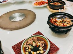 -沪华海鲜大酒楼(南汇店)
