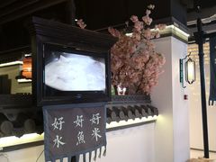 -卢大鲜鱼头捞饭(美利广场店)
