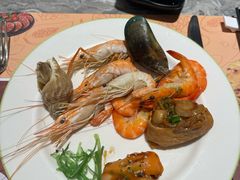 -松咖啡自助餐厅·松北香格里拉