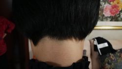 -侨治发型