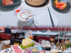 叻沙海鲜锅拼麻辣飘香锅-川越泰火锅(吉利大厦店)