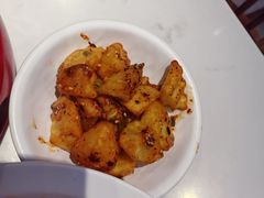 -渝是乎酸菜鱼·川渝小炒(新世界百货望京店)