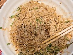 -肥肥虾庄·金牌油焖大虾(杨园滨江时代walk店)