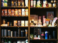 零售区-星巴克(成都莱蒙都会店)