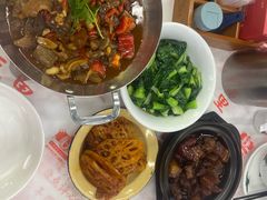 -堂瓦里·33年传统赣菜(第一街区店)