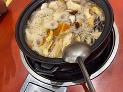 -菌之家·专业纯野生菌火锅·特色炒菌