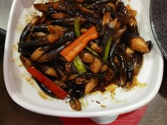 -德彪酒馆围炉串串