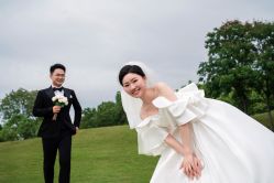 -雪中彩影婚纱摄影·微光艺术中心