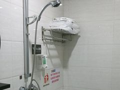 -逸米酒店(广州中山大学附属第一医院东山口地铁站店)