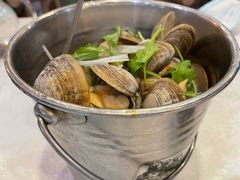 一桶蚬子-渔娘渔家丹东海鲜(东直门店)