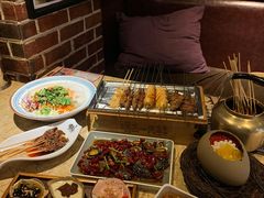 -喝丢一只鞋辣炒海鲜小烧烤(三八广场店)