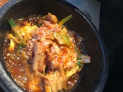 -穹六人间 people 6(岳阳路店)