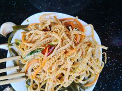 -清真吴记门钉肉饼·喜多利