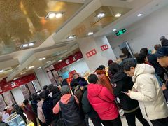 等位区-红房子西点(南京东路店)